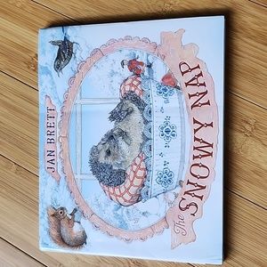 Snow nap kids hardcover book by Jan Brett